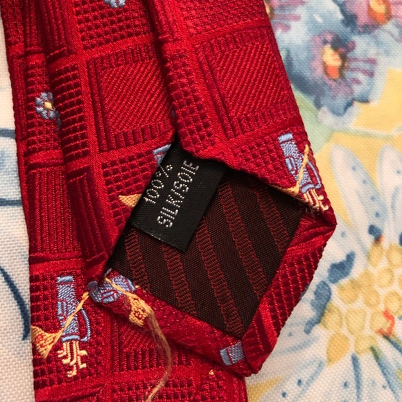 Bachrach Mens Necktie Tie w/Golf Clubs Red - Picture 3 of 4